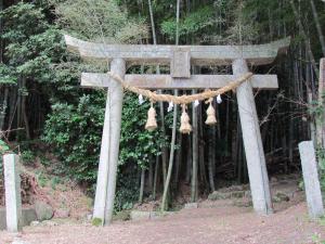 人麿神社の鳥居