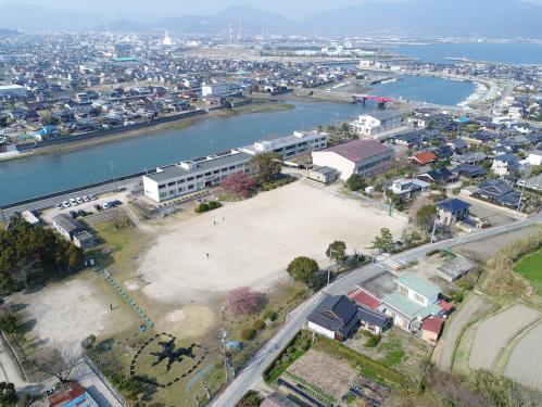 防府市立向島小学校舎写真