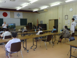 島民学級の様子