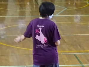 野島小・中学校オリジナルTシャツ1