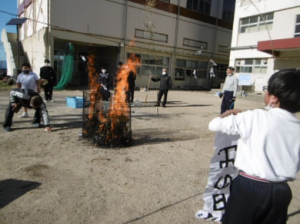 どんと焼きの写真です。