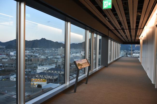 回廊写真１