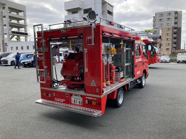 向島分団車の後部の画像