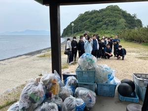 海岸清掃後の様子