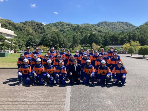 競技後に市長と撮った集合写真