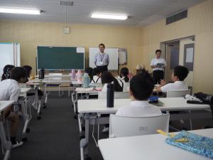勝間小学校の訪問者