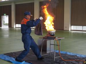 勝間公民館の11月の高齢者教室（社会見学）8