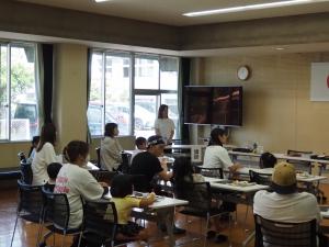 にじいろくらぶ（8月）