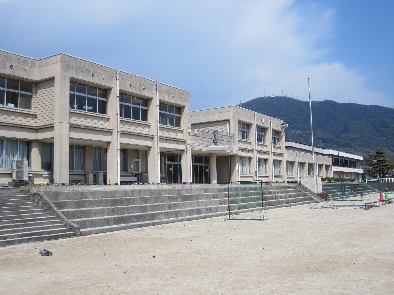防府市立牟礼中学校のタイトル画像